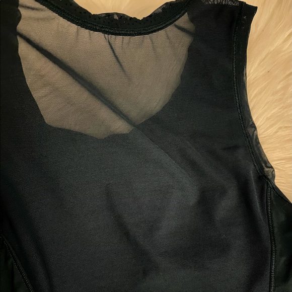 Lululemon free runner crop tank top Alberta Lake - Picture 4 of 15